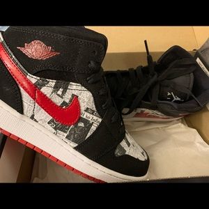 Air Jordan 1 mid SE
